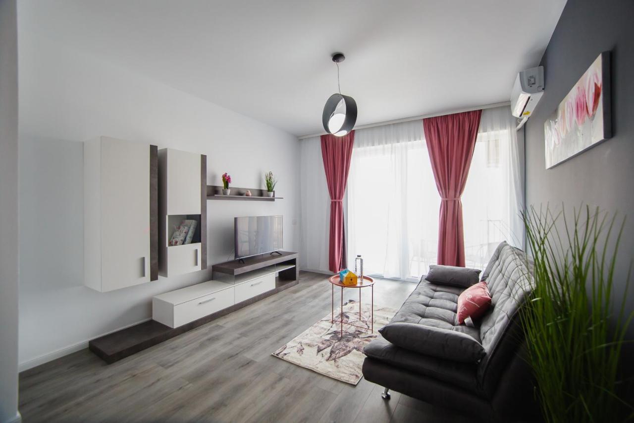 Trio Pink Oradea Exterior foto